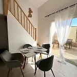Maison T3 Avec Extérieur 5 Couchages, 3 Lits, 2 Chambres, Bordeaux à 10min, Tram C à 200m, Parc Jeux Enfants Le Bouscat