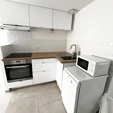 Maison T3 Avec Exterieur 5 Couchages, 3 Lits, 2 Chambres, Bordeaux A 10min, Tram E A 200m, Parc Jeux Enfants Le Bouscat