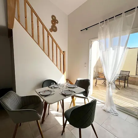 Maison T3 Avec Exterieur 2 Chambres, 5 Couchages, 3 Lits, Bordeaux A 10min, Tram C A 200m, Parc Jeux Enfants Le Bouscat