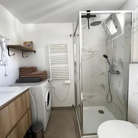 Maison T3 Avec Exterieur 5 Couchages, 3 Lits, 2 Chambres, Bordeaux A 10min, Tram C A 200m, Parc Jeux Enfants 度假居 勒布斯卡